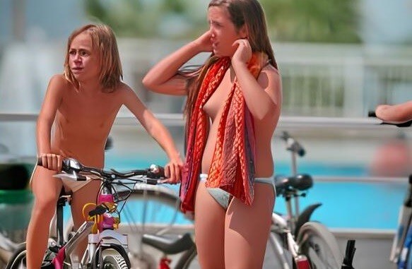 Water Locations Photo Set 3 - Nudism and naturism value harmony