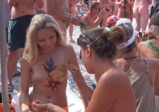 Neptune Ocean Festival # 2 Full HD - A person without clothes is closer to nature