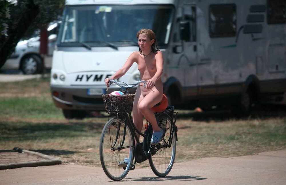 Leaving the Outdoor Site pics - The role of naturism in fostering a positive body image
