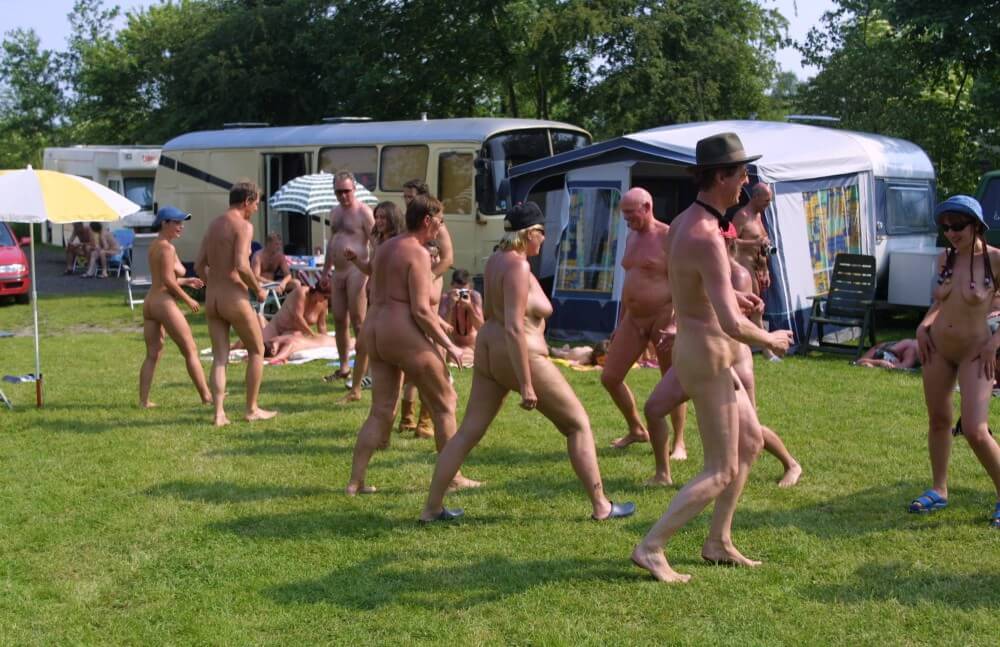 Holland Green Relaxations photos - Complete Natural Nudity