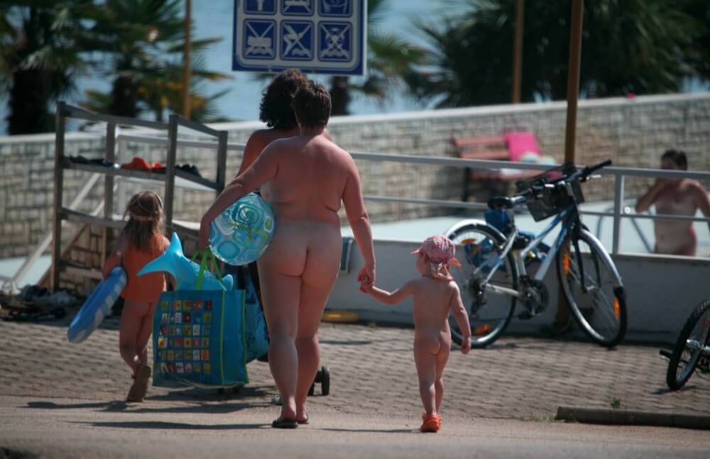 Pool Outskirt Nude Guests pics - Naturism and nudism as a path to inner freedom, harmony, and acceptance
