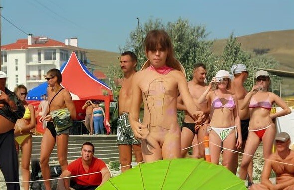 Premium Content # 35 - Naturists live freely and naturally