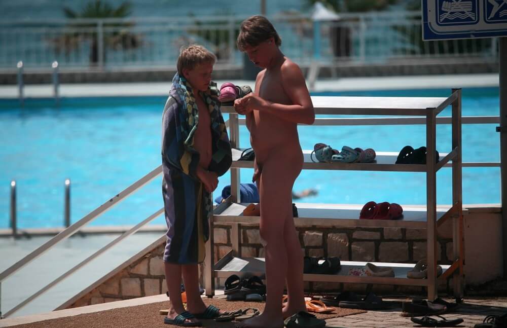 Scooter Travel Mid Day pics - Nudism and naturism are a path to self-acceptance