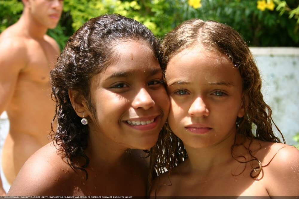 Tropical Naturism gallery - A Base for Naturist Recreation