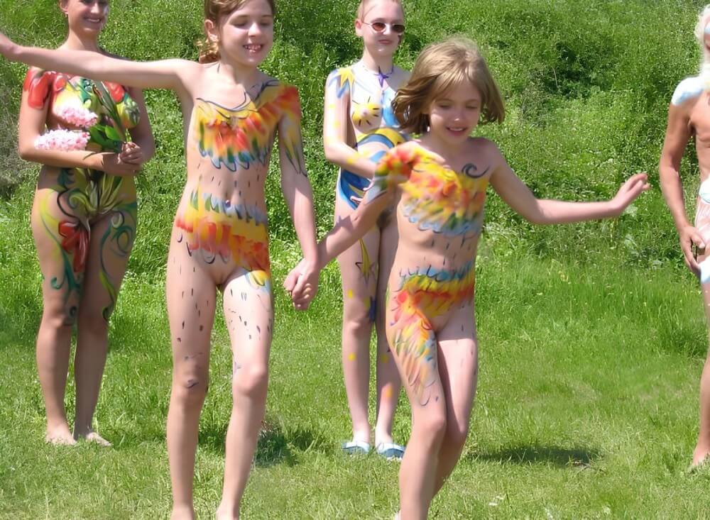 Naturism photo gallery # 29 - Only a nudist truly values the connection with nature and the human body