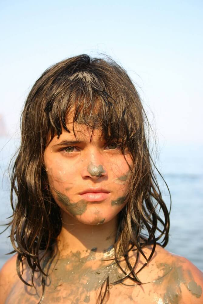 Courageous Naturist Girl pics - Freedom is part of naturism