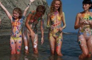 A Mediterranean Crag photos - People seek unity with nature through naturist practices