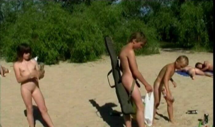 Enature video - Naked Shoot Out - Naturism and the ecological sustainability of natural recreation areas