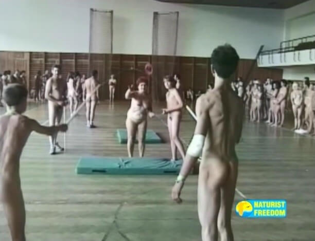 Helios Natura: FKK Fumbling and Tumbling - It strives for inner balance—not being afraid to be naked among those like you