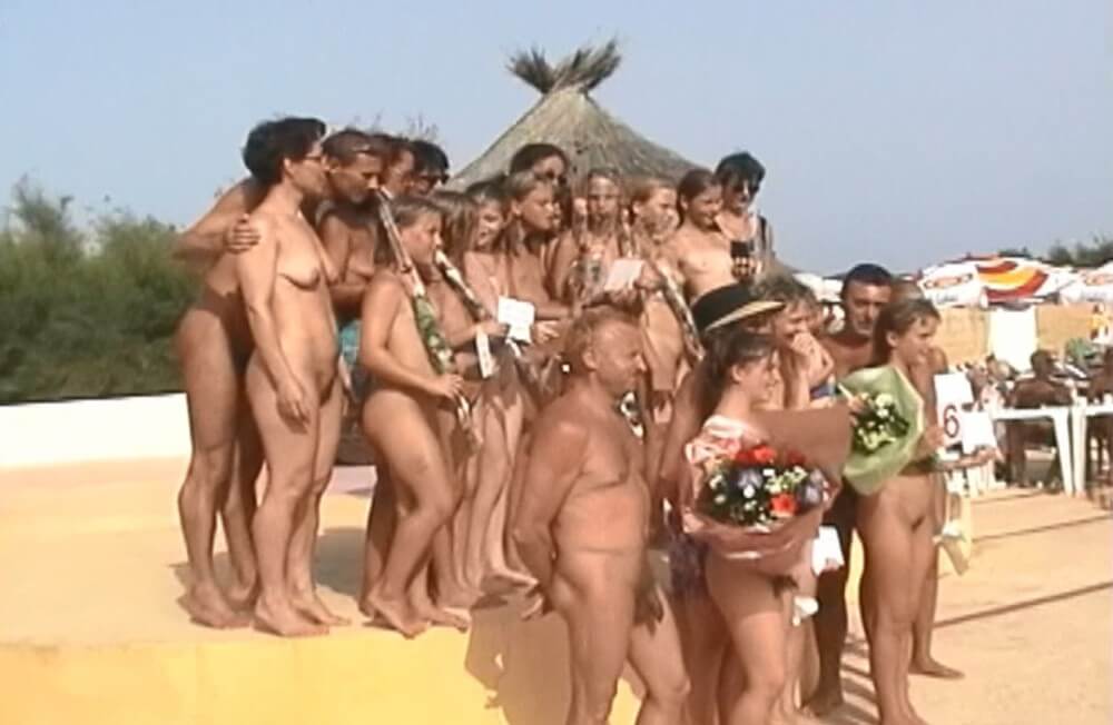 Miss Teen JR. Pageants # 20 video Sunat Natplus Full HD - Naturists view nudity as a philosophy of life